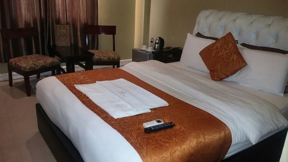 Clark Imperial Hotel Angeles Eksteriør billede